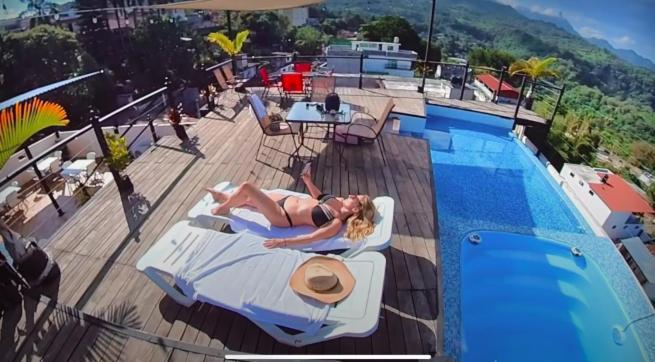 Roof Top Hotel Хилитла Экстерьер фото
