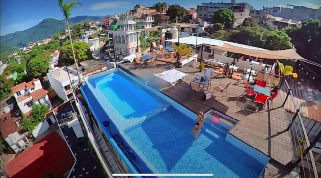 Roof Top Hotel Хилитла Экстерьер фото