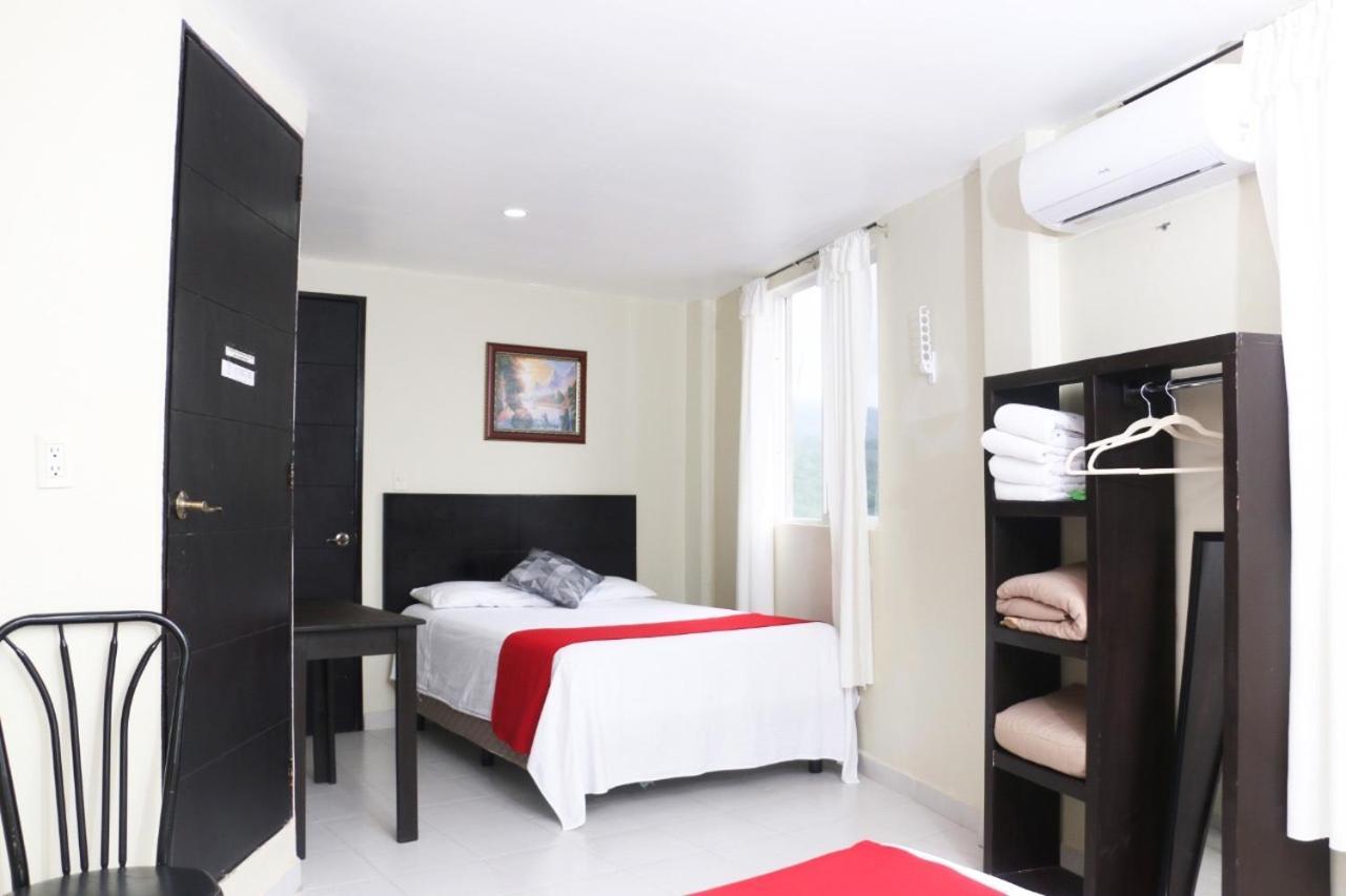 Roof Top Hotel Хилитла Экстерьер фото