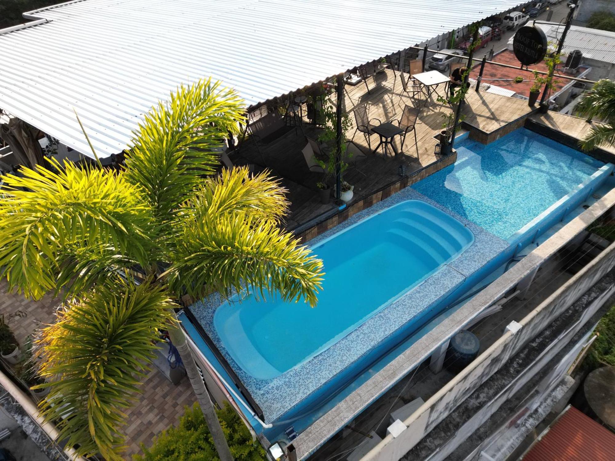 Roof Top Hotel Хилитла Экстерьер фото
