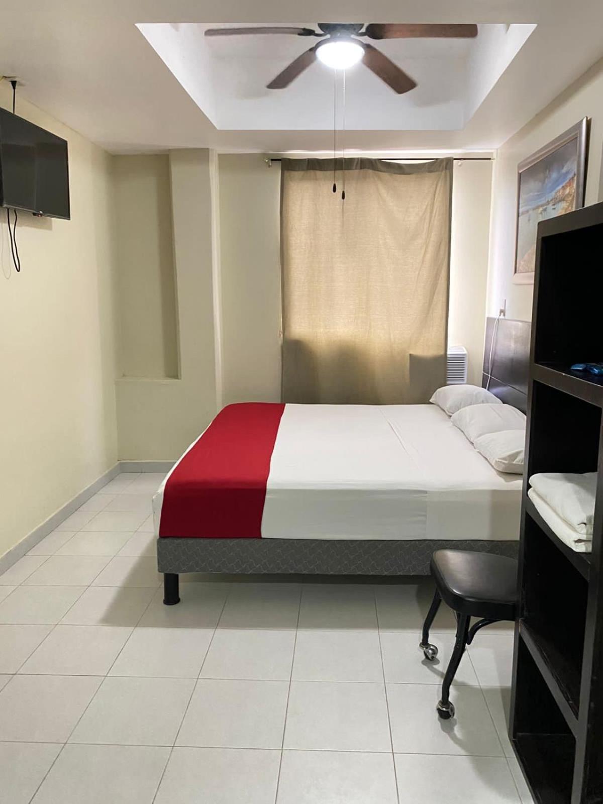 Roof Top Hotel Хилитла Экстерьер фото