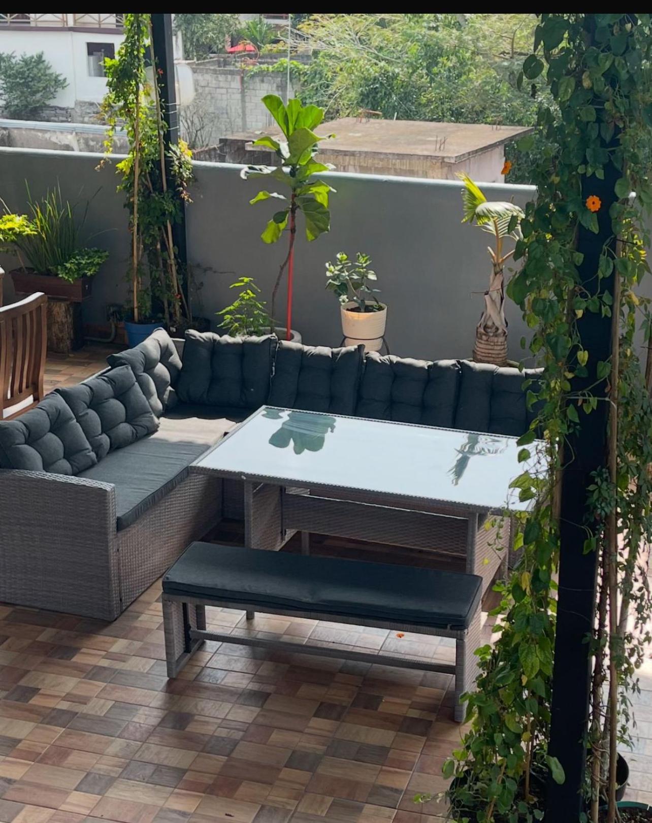 Roof Top Hotel Хилитла Экстерьер фото